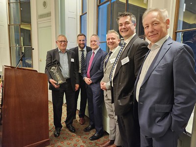 Mike McLachlan With SOMWS Chair And Guests